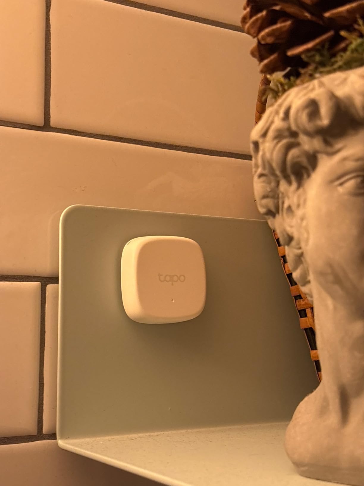 TP-Link Tapo Smart Temperature and Humidity Sensor T310, White, Requires Tapo Hub, High-Accuracy Swiss-Made Sensor, Real-Time Notifications, Free Data Storage customer photo 2