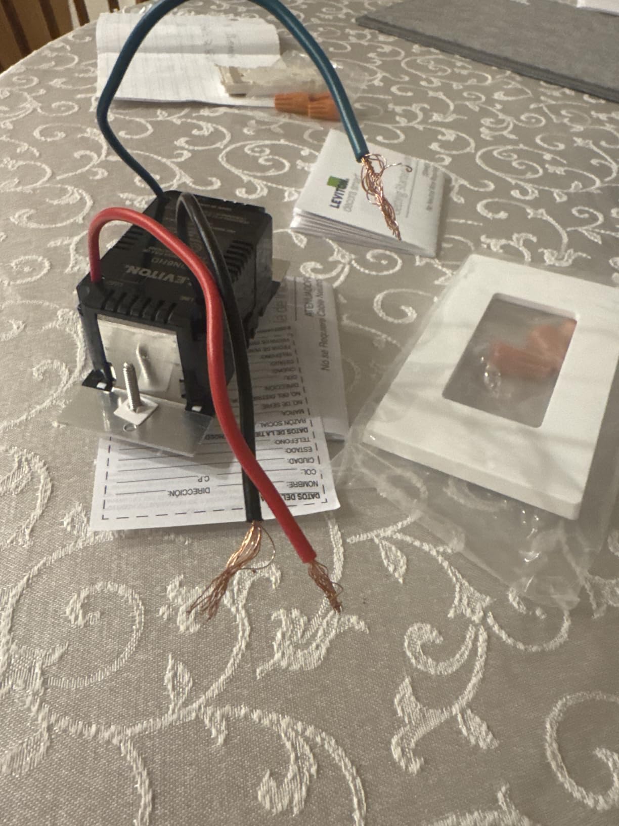 No-Neutral Decora Smart Dimmer Switch, Requires MLWSB Wi-Fi Bridge to Work with My Leviton, Alexa, Google Assistant, Apple Home/Siri & Wired or Wire-Free 3-Way, DN6HD-1RW, White customer photo 1