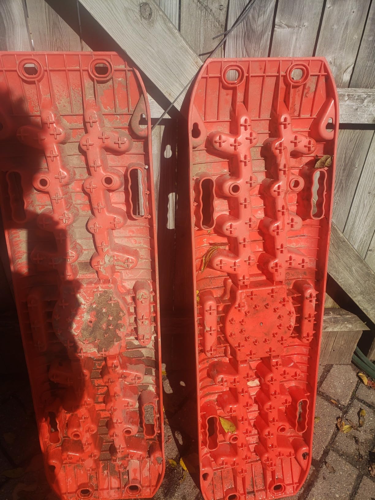 OULEME Off-Road Traction Boards with Jack Lift Base, Recovery Board for Sand, Mud, and Snow Tracks (Red) customer photo 2
