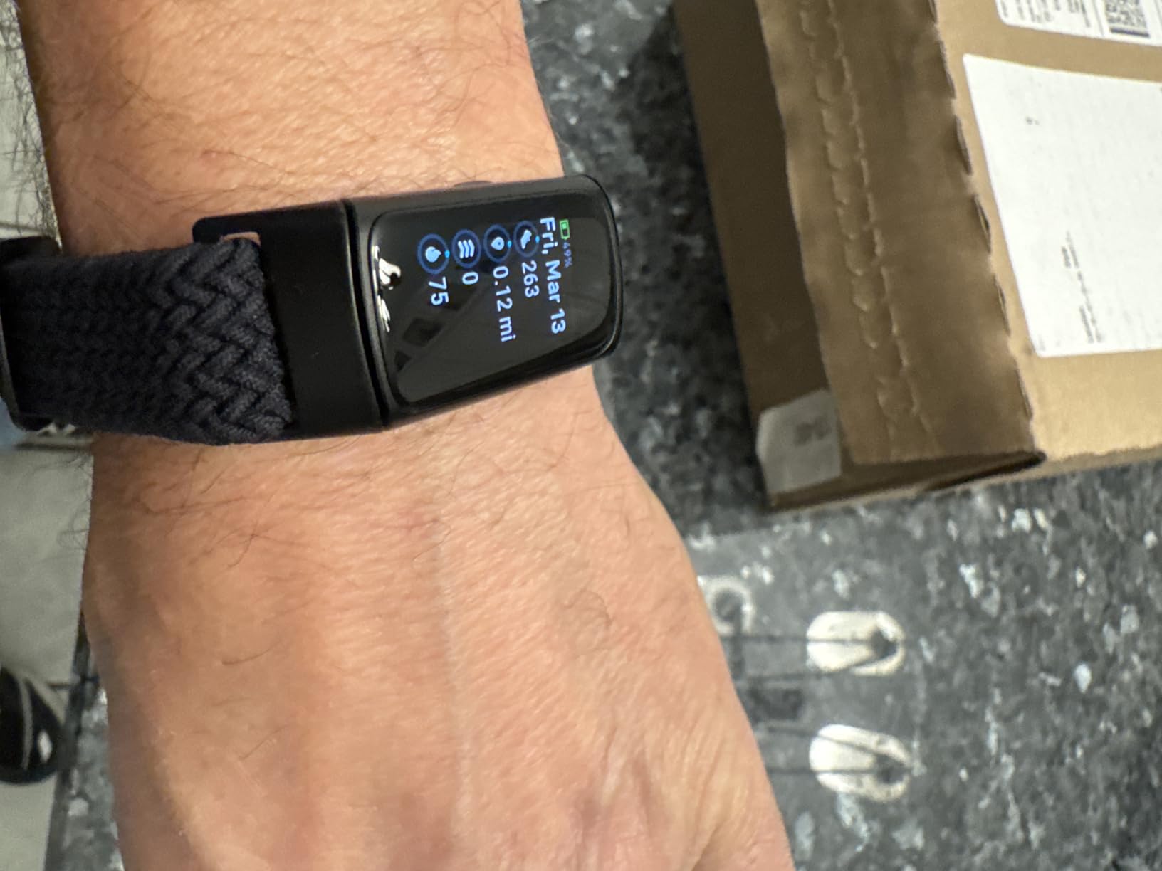 Fitbit Charge 6 Fitness Tracker with Google Apps - Heart Rate on Exercise Equipment - 3-Month Google Health Premium Membership Included - Health Tools - Obsidian/Black - Small&Large Bands Included customer photo 1