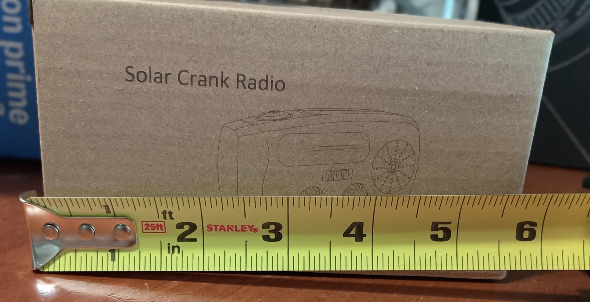 086S Hand Crank Emergency Radio - 2000mAh/7400mWh AM/FM/NOAA Solar Hand Crank Emergency Radio with 3 LED Flashlight, SOS Function customer photo 2