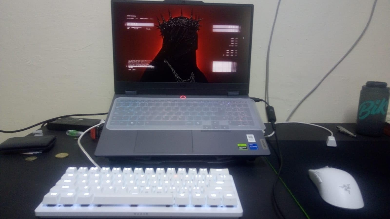 Huntsman V3 Pro TKL Esports Gaming Keyboard: Analog Optical Switches - Razer Snap Tap - Rapid Trigger - Adjustable Actuation - Media Keys & Dial - Doubleshot PBT Keycaps - Wrist Rest - Black customer photo 1