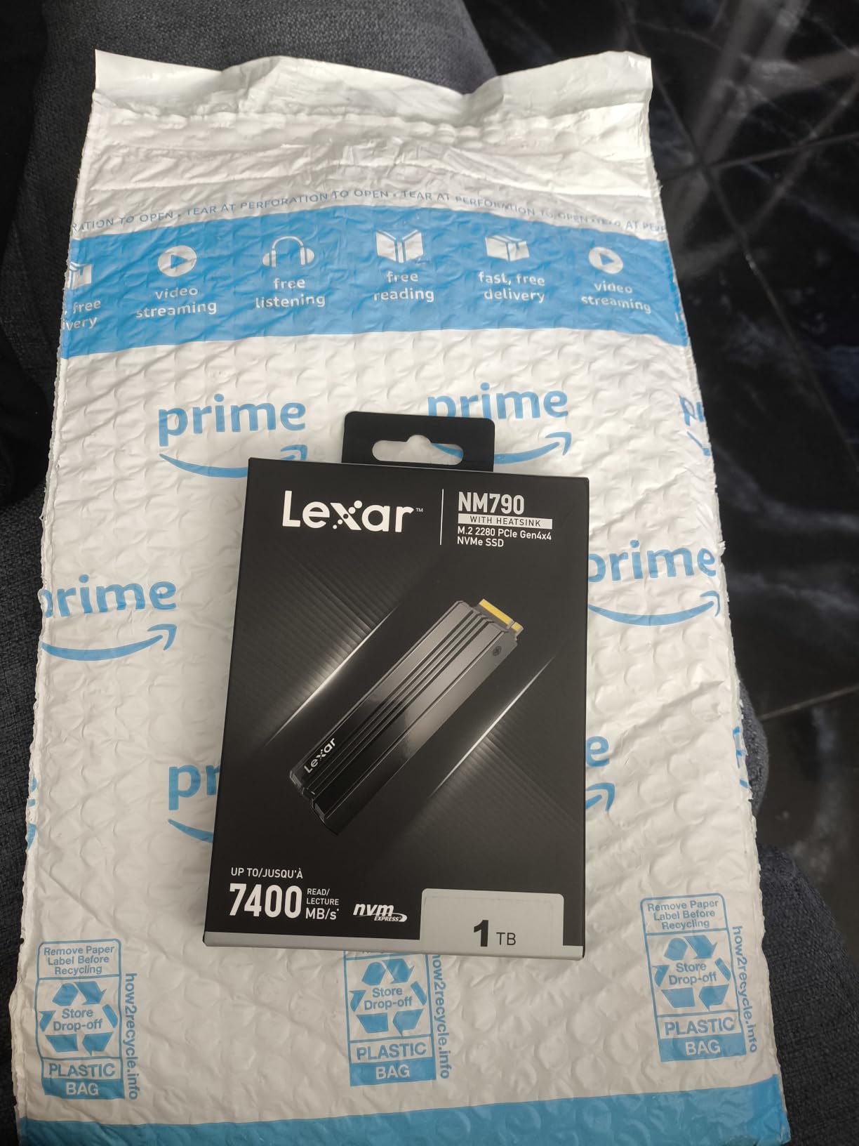 Lexar 1TB NM790 SSD with Heatsink PCIe Gen4 NVMe M.2 2280 Internal Solid State Drive - Compatible with PS5 customer photo 1