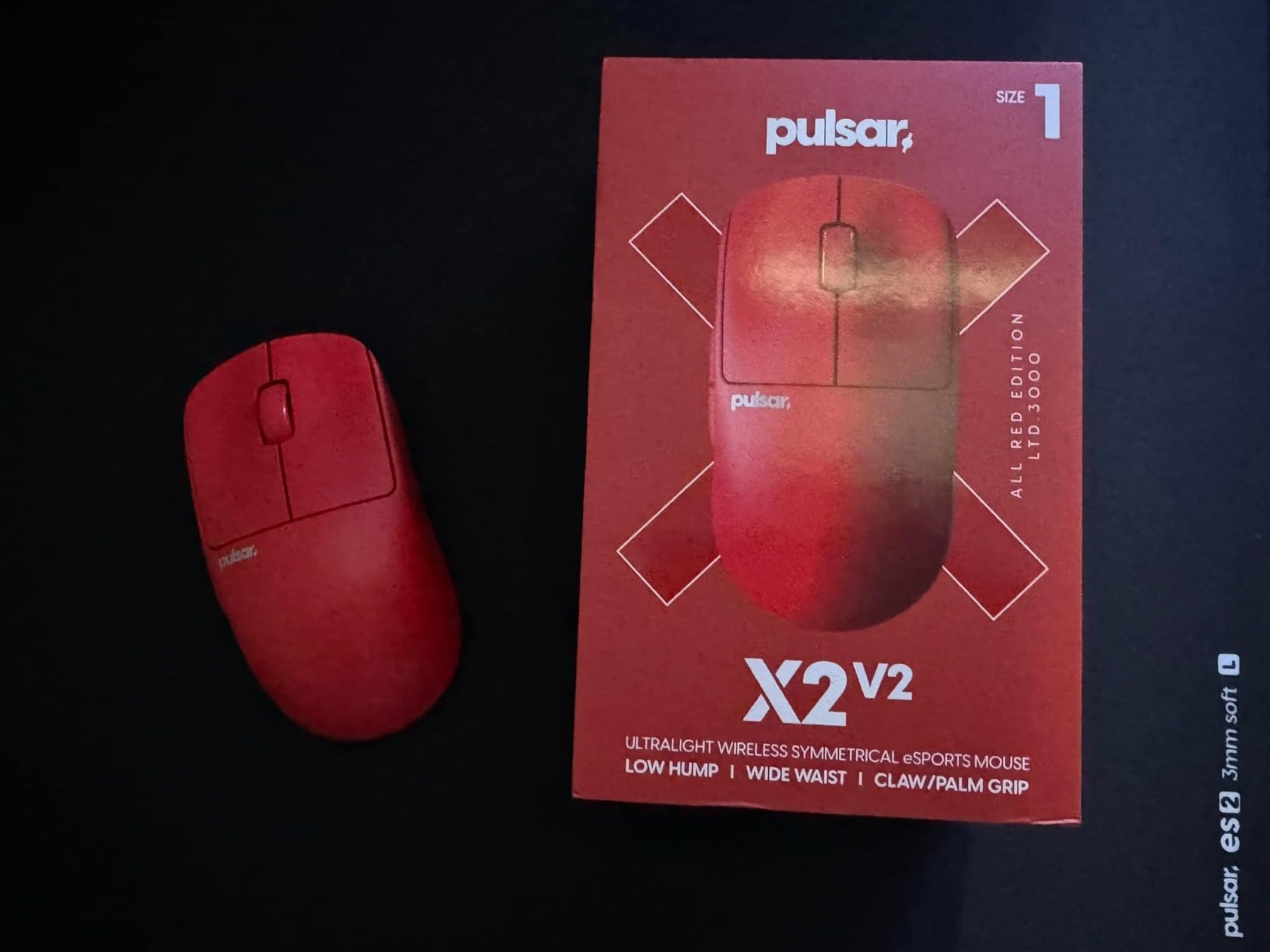 Pulsar Gaming Gears X2 v2 Wireless Gaming Mouse, Ultra Lightweight 1.87 oz (53 g), Symmetrical, Optical Switch, 2.4 Ghz 1 ms, 26000 DPI, PAW3395 Sensor (Medium, Wireless, White) customer photo 1