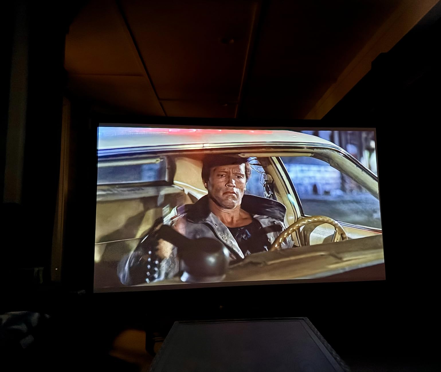 NEBULA Mars 3 Air GTV Projector - Netflix Officially Licensed, 400 ANSI-Lumen, Native 1080P, Built-In Battery for 2.5 Hours Playtime customer photo 1