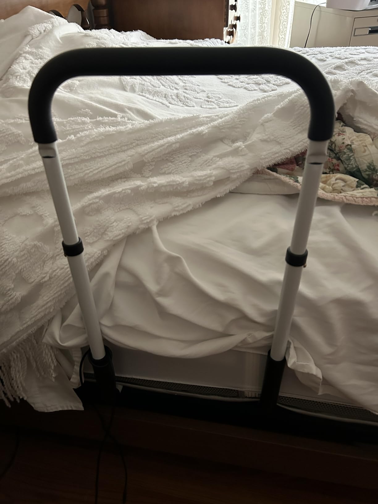 Panta Bed Rails for Elderly Adults, Adjustable Bed Assist Bar for Seniors, Medical Bed Safety Rail with Storage Bag and Fixing Strap, Portable Bed Cane Fit King, Queen, Full, Twin customer photo 1