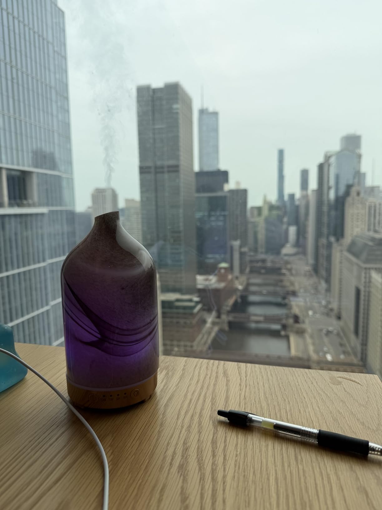 Essential Oil Diffuser Hand Blown Glass Aromatherapy Diffuser - Ultrasonic Cool Mist Scent Aroma Diffuser, Whisper Quiet with Auto Shut-Off, Timer Setting & 7 Colors Night Light for Home customer photo 1