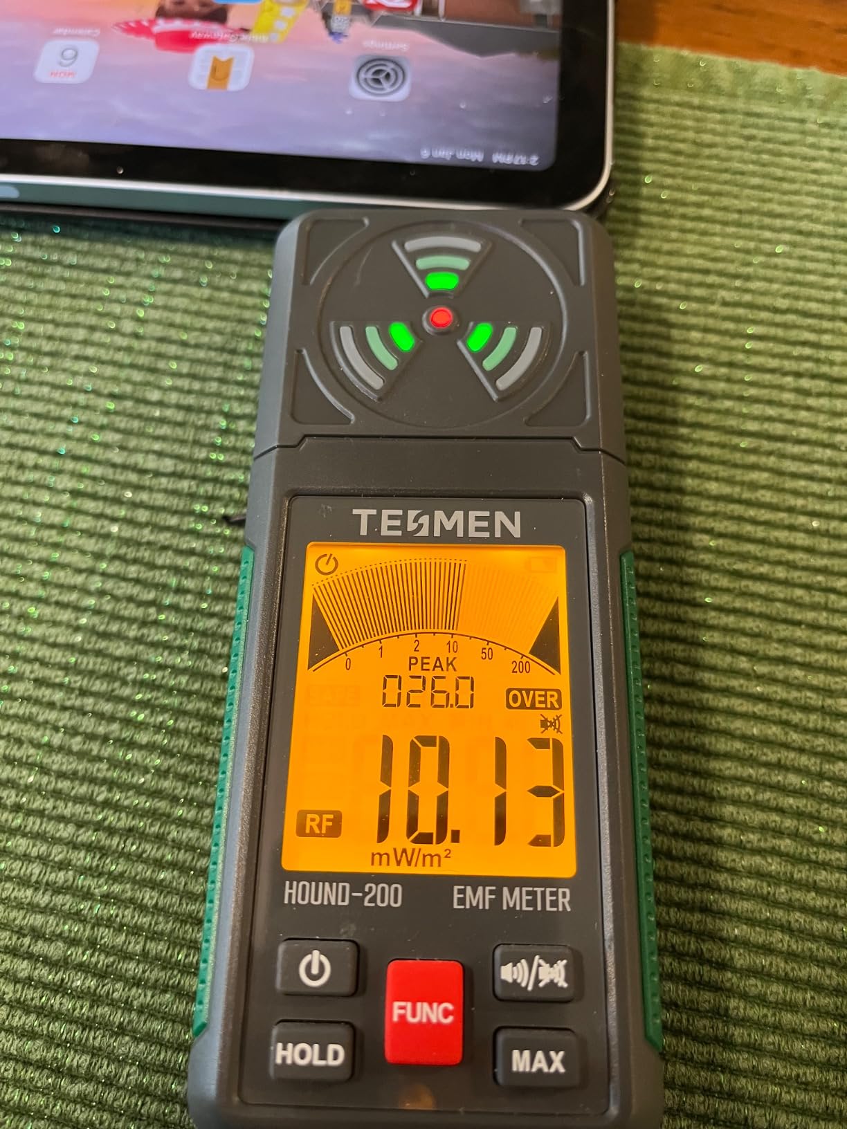 TESMEN Hound-200 EMF Meter - 3-in-1 with Hard Shell Case customer photo 1