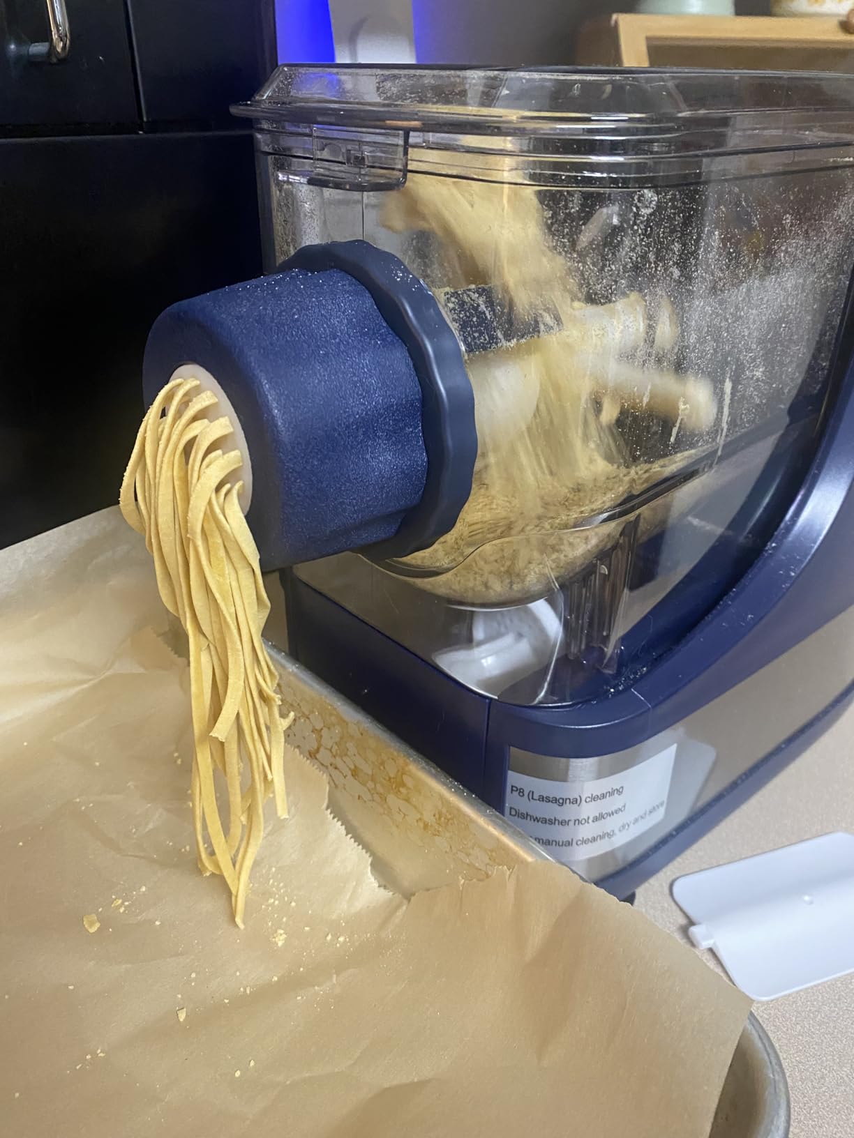 VEVOR Electric Pasta Maker, 150W Automatic Noodle Maker Machine with 8 Pasta Shapes, 4 Intelligent Modes customer photo 2
