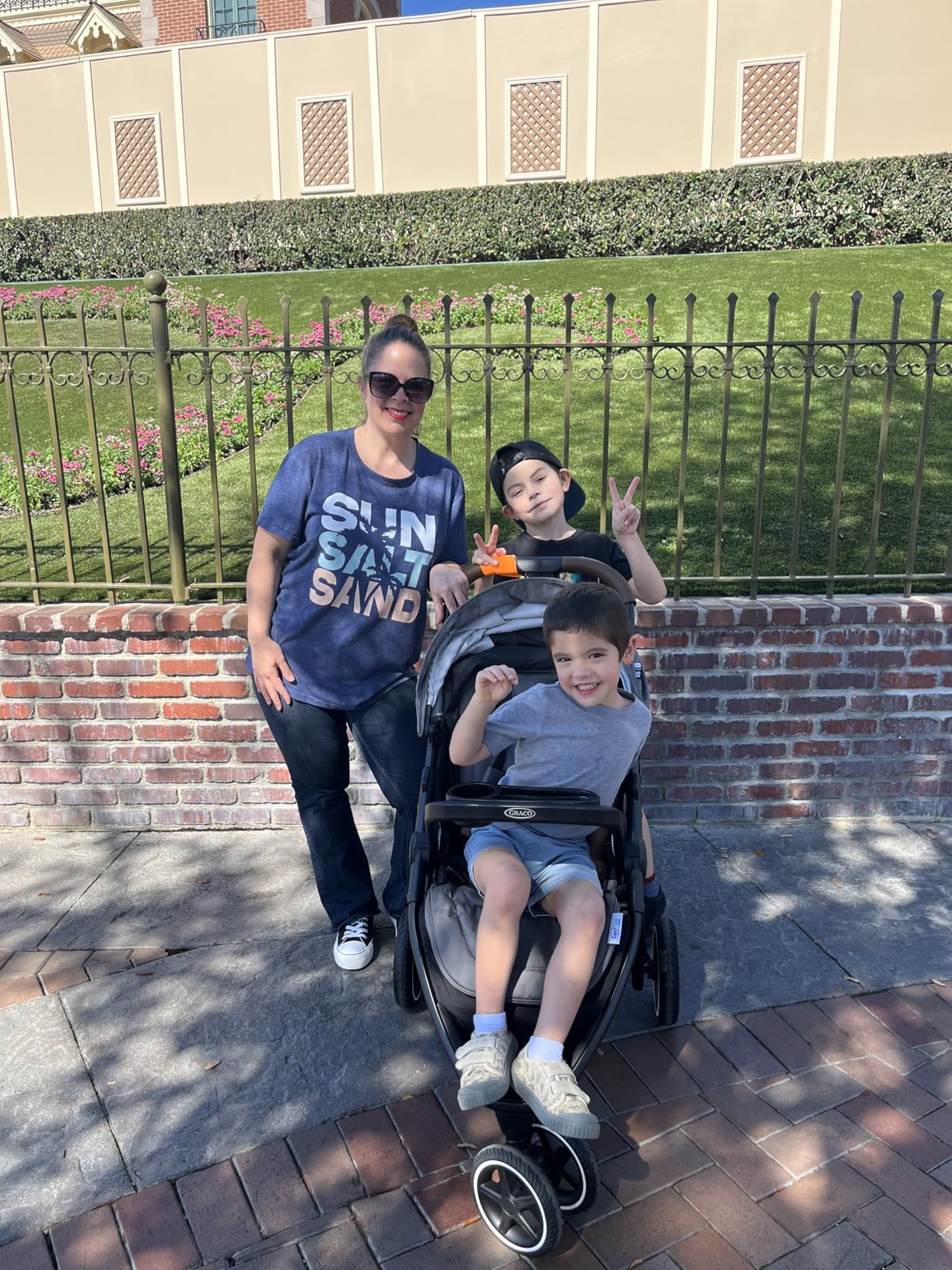 Graco Outpace LX All-Terrain 3-Wheel Baby Stroller, Never-Flat Rubber Tires, Easy One-Hand Fold, in-Seat Suspension, Cohen customer photo 2