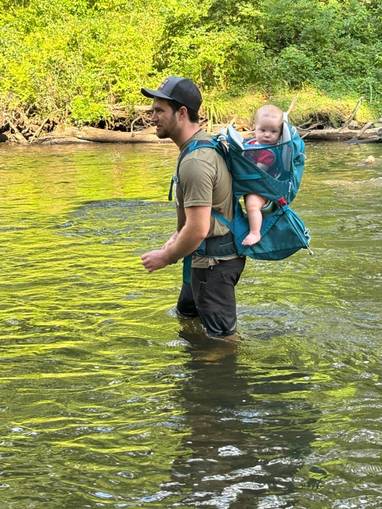 Osprey Poco SLT Lightweight Child Carrier Backpack - Slimmed-Down Hiking Carrier for Toddlers with Safety Harness, Sunshade, and Ventilated Backpanel customer photo 2