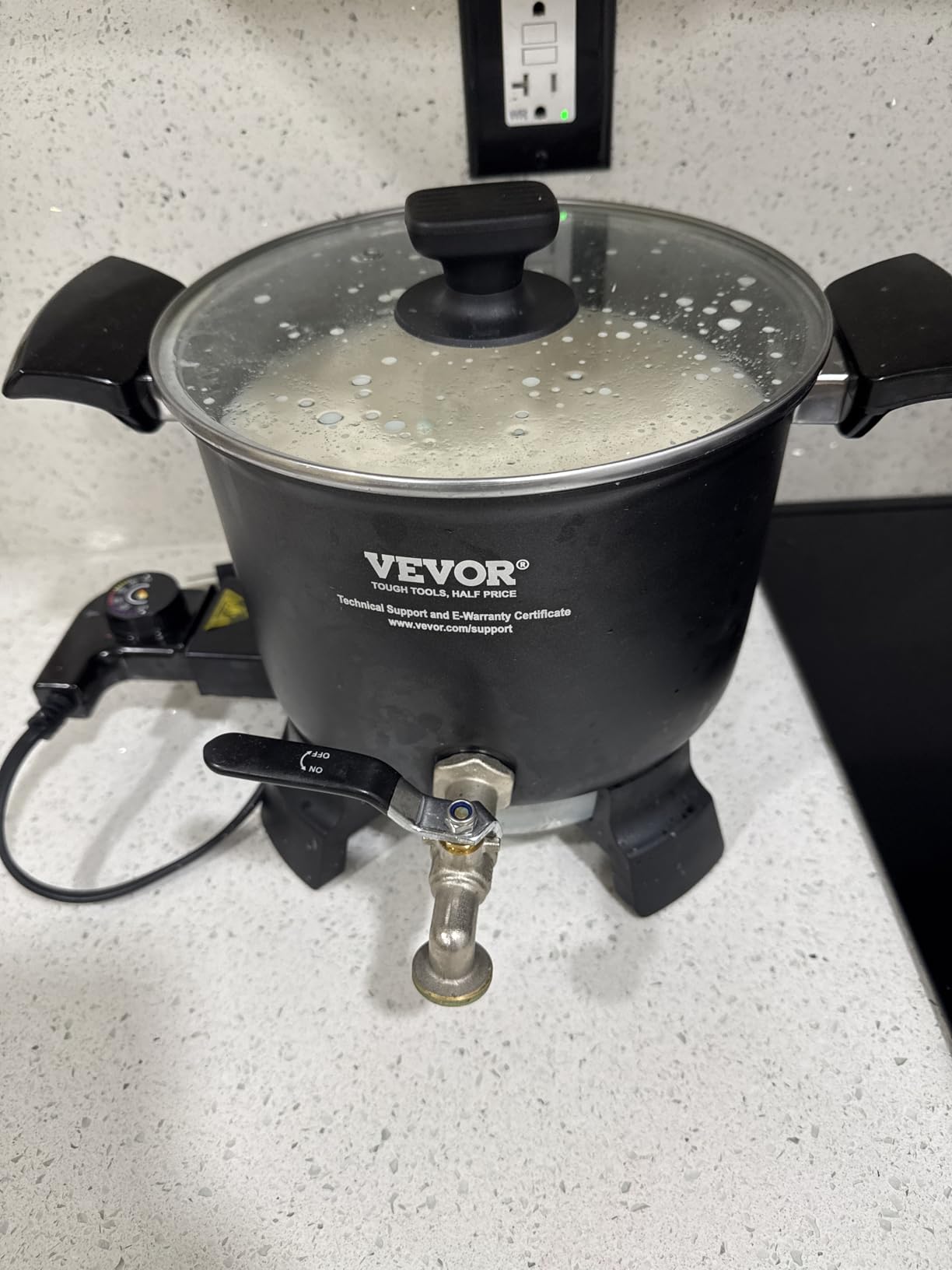 VEVOR 8Lbs Wax Melter for Candle Making, Large Electric Wax Melting Pot, 4-Level Temperature Control, Easy Pour Spout Easy Clean for Candle Soap Cream Beauty Bulk Production Business or Home customer photo 1