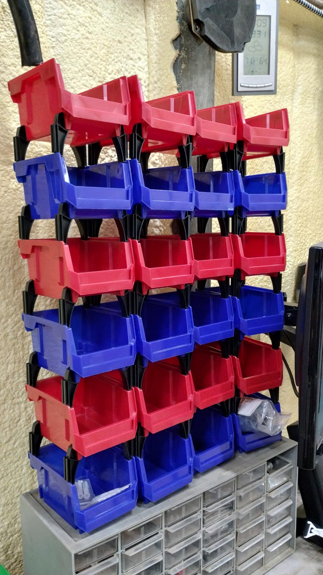 VEVOR Plastic Storage Bins 24 Pack (5 x 4 x 3-Inch), Hanging Stackable Storage Organizer Bins, Heavy Duty Stacking Containers for Closet, Garage, Office, or Small Parts Organization customer photo 2