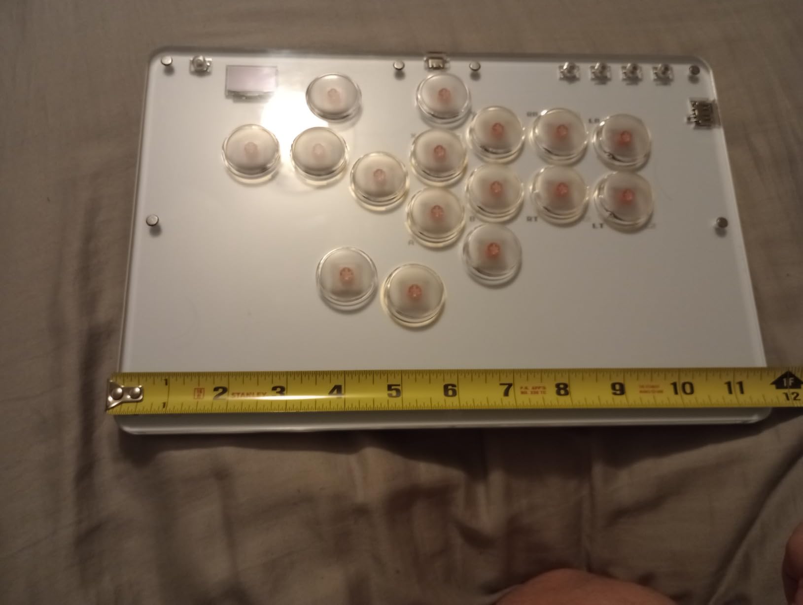 JZW-Shop Haute42 Leverless Arcade Stick T16, All-Button Arcade Controller for Switch/PC/PS4/PS3/Steam Deck, Slim Arcade Fighting Game Keyboard with Turbo & Custom RGB, Supports Hot-Swap & SOCD (White) customer photo 1