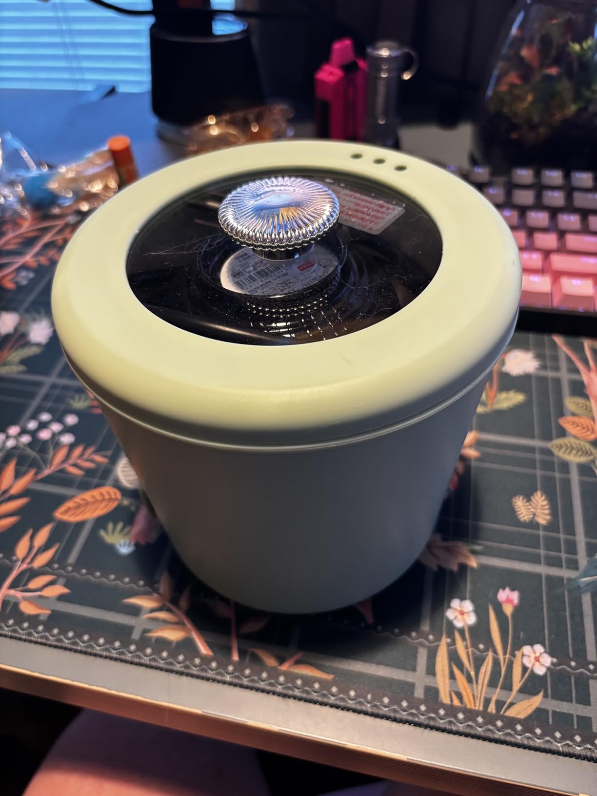 Hot Pot Electric, 1L Mini Ramen Cooker, 450W Rapid Noodles Cooker, Multifunctional Electric Pot for Cooking Pasta, Soup, Portable Pots with Over-Heating Protection for Dorm, Office, Travel customer photo 1
