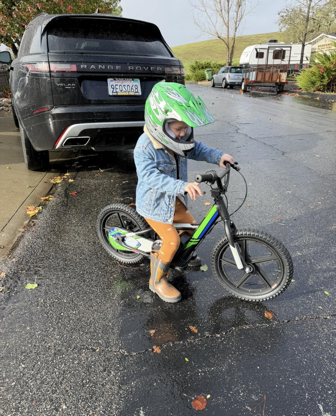 AIII Lightweight Electric Dirt Bike for Kids, 170/340W Electric Motorcycle Up to 10/12MPH, 24V Detachable Battery, Hand-Operated Dual Brakes Electric Balance Bike for Ages 3-6/5-12 customer photo 2