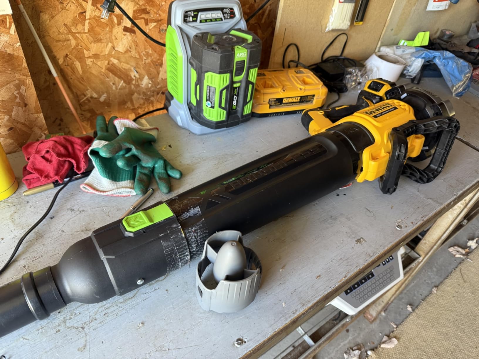 Sealegend Gutter Cleaning Attachment Kit Compatible with EGO 530CFM, 580CFM, 575CFM, 650CFM, 615CFM, LBX6000 Leaf Blowers 360° Rotation Nozzle, Extends Up to 8.3FT from The Ground customer photo 2