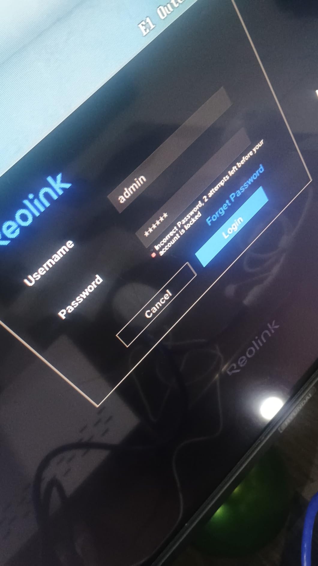 Reolink 4K Security Camera System with PT Auto-Tracking, 355°Pan 50°Tilt, 4K PoE Cameras Home Surveillance Wired Outdoor, Smart AI Detection, Spotlights & 2-Way Talk, 8CH NVR 2TB HDD customer photo 1