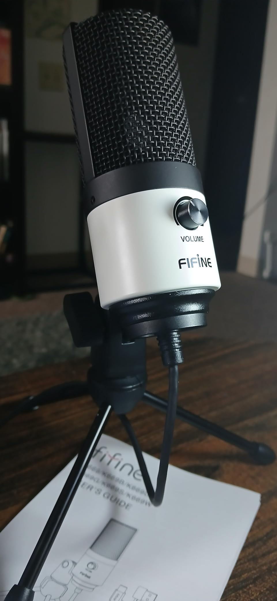 FIFINE USB Podcast Microphone,PC Computer Recording Mic for Desktop Laptop,Studio Condenser Microphone with Volume Knob for Voice-Over, Vocals, Online Meeting, YouTube-K669W customer photo 2