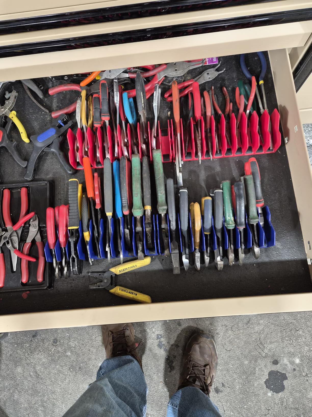 WORKPRO 2-Pack Plier Organizer Rack, 20-Slot Tool Box Organizer with Non-Slip Rubber Base customer photo 2