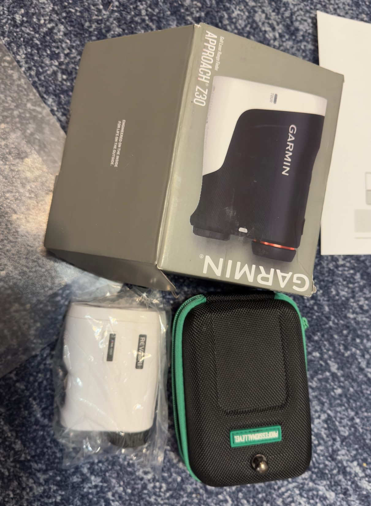 Garmin Approach Z30 Golf Laser Range Finder, Range Up to 400 Yards customer photo 2