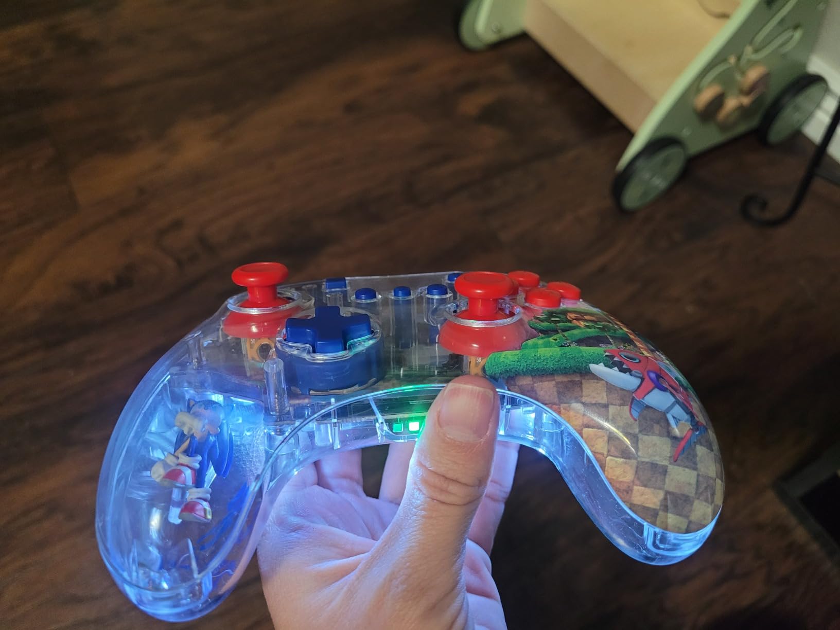 PDP REALMz Wireless Nintendo Switch Pro Controller, Customizable LED, 40 Hour Rechargeable Battery, Officially Licensed by Nintendo: Minecraft Steve - Forest Biome customer photo 2