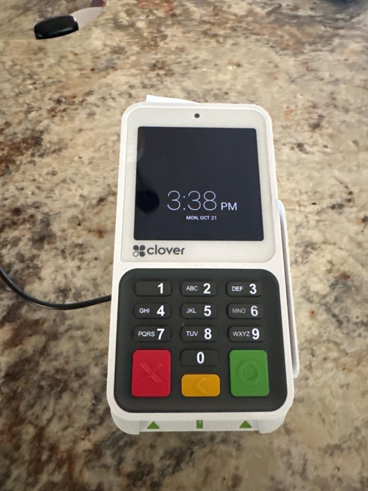 Clover Compact Payment Terminal - Requires New Merchant Processing Account customer photo 1