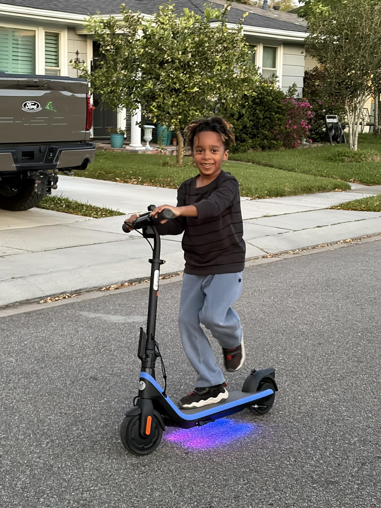 Segway Ninebot eKickScooter - Electric Scooter for Kids 6-14, w/t Adjustable Handlebar Height (Only C2 Pro) for Riders up to 132 lbs, Includes New Cruise Mode, UL-2272 Certified customer photo 1