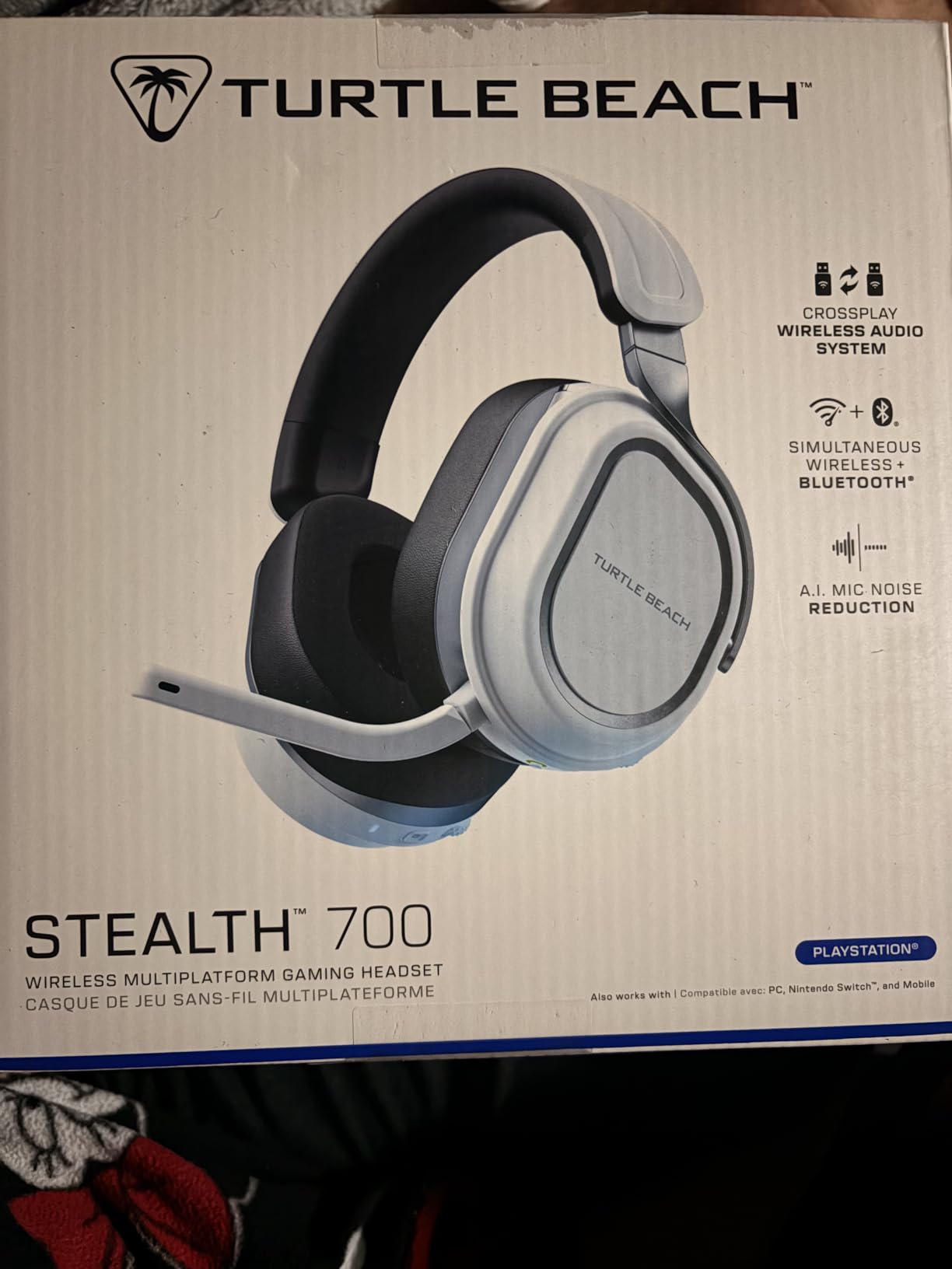 Turtle Beach Stealth 700 Gen 3 Wireless Multiplatform Amplified Gaming Headset for PS5, PS4, PC, Mobile - 60mm Drivers, AI Noise-Cancelling Mic, Bluetooth, 80-Hr Battery, Dual Transmitters - White customer photo 2