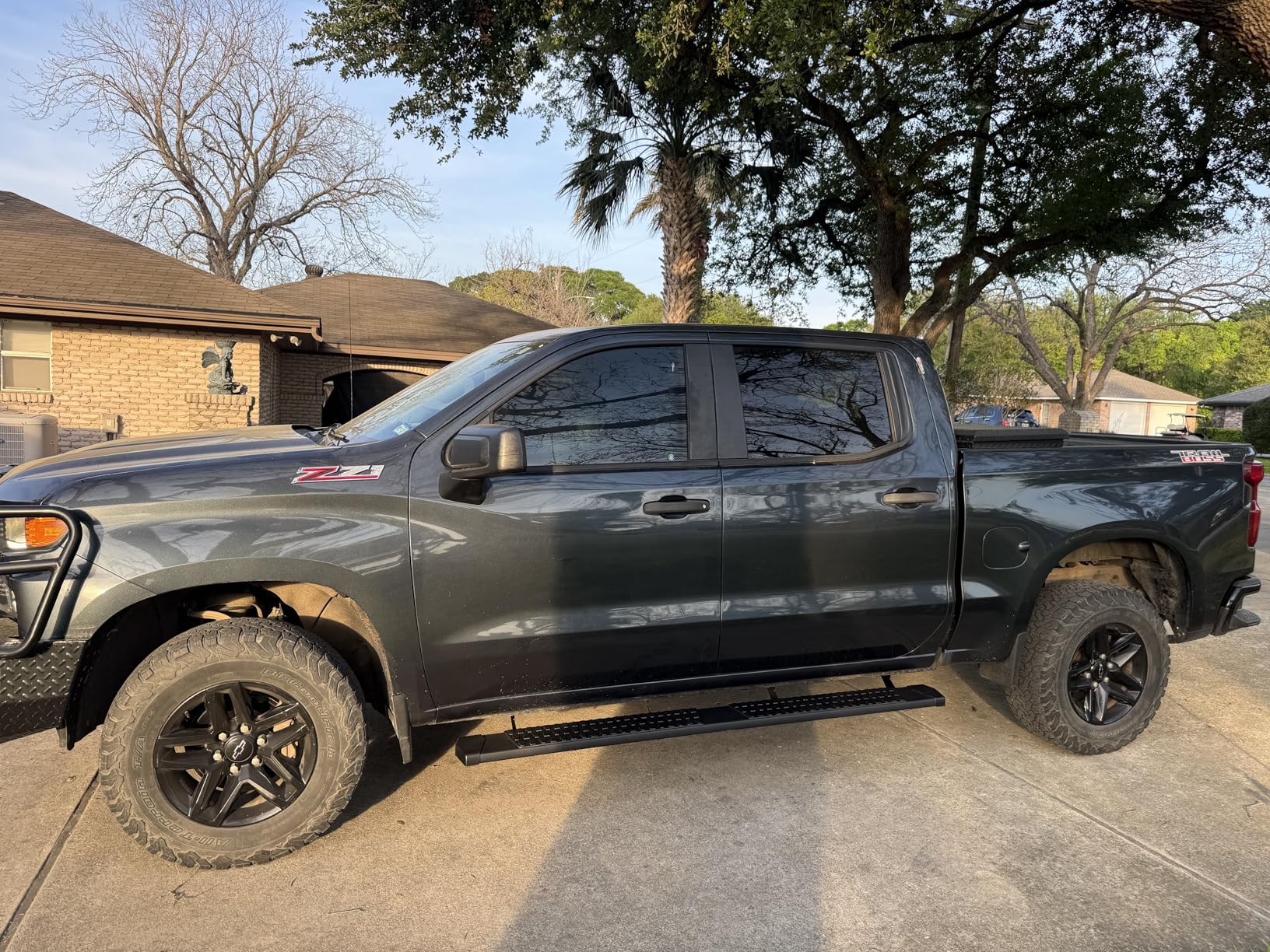 Crew Cab Running Boards Side Steps Compatible with 2019-2026 Chevy Silverado & GMC Sierra 1500 (Excl 2019 Ld/Lt), 2020-2026 2500 HD 3500 HD, Black Textured Aluminum Nerf Bars customer photo 1