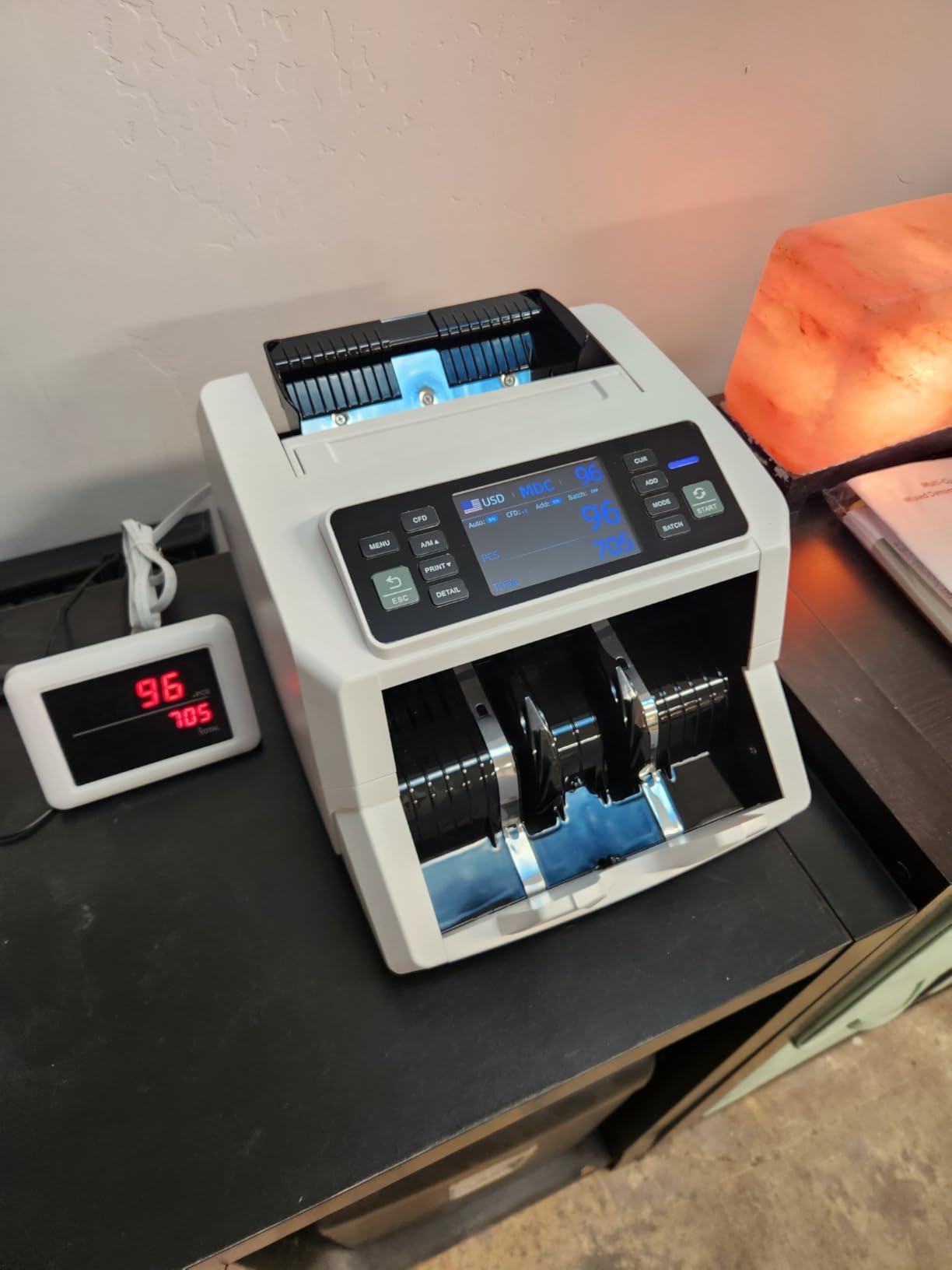 LOLARAN N71 Money Counter Machine Mixed Denomination, Dual-Display Mixed Denomination Value Counting Machine with UV/MG/IR/DD Counterfeit Detection, USD, EUR, MXN, GBP and CAD Business Money Counter customer photo 1