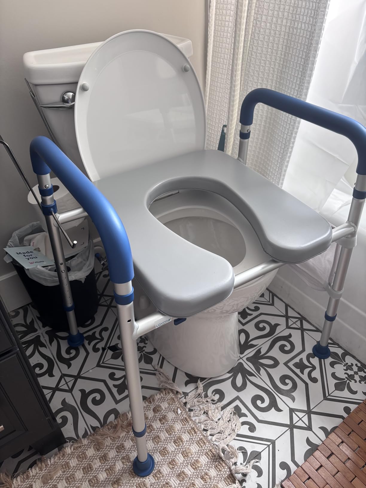 Loyoda Toilet Seat Risers for Seniors, Removable Padded Raised Toilet Seat with Handles, Easy to Clean Adjustable Height Toilet Riser, Handicap Elevated Seat 400lb, Fits Any Toilet customer photo 2