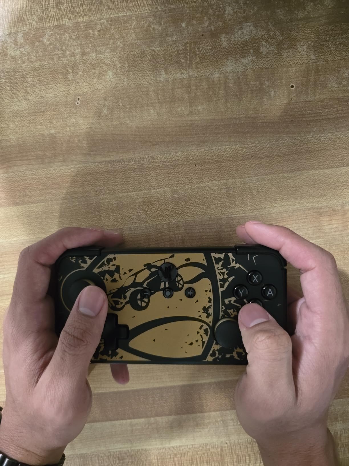 CRKD NEO S - Wireless Collectible Controller (Rocket League Gold Edition with Charging Dock) customer photo 1