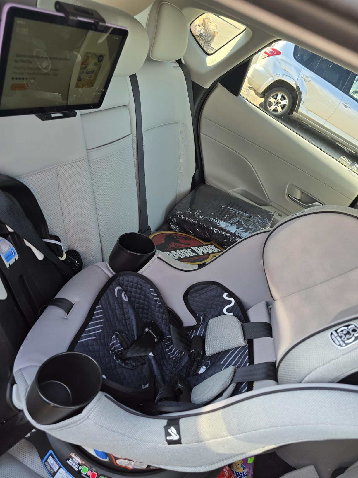 Graco EasyTurn 360 2-in-1 Rotating Convertible Car Seat, 360 Degree Rotating Infant to Toddler Rotating Car Seat, 2 Modes Rear and Forward Facing, Slim Design, Cyran customer photo 2
