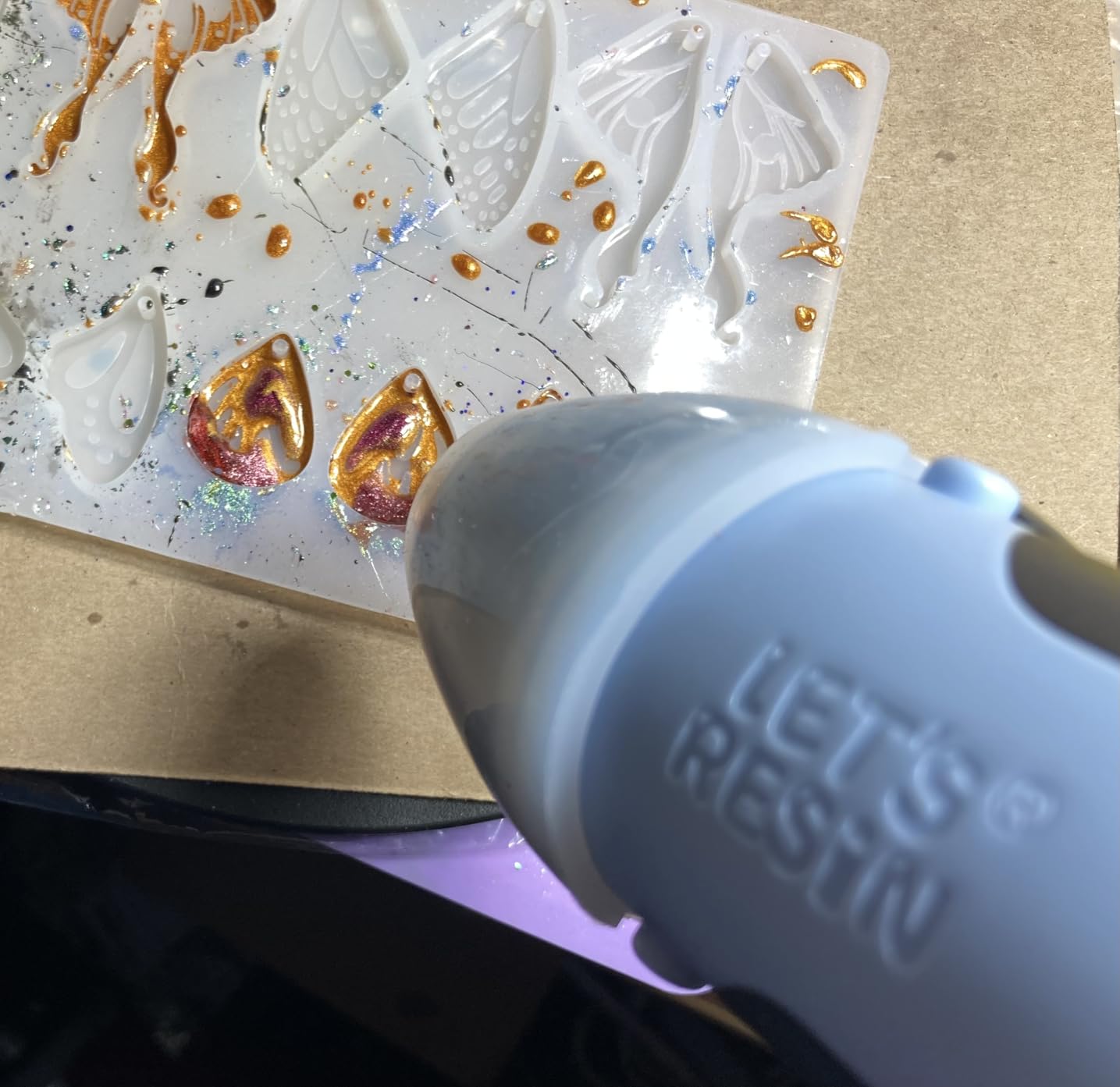 LET'S Resin Heat Gun for Crafting, 350W Fast Heat Dual Temp Hot Air Gun (482°F~752°F), Multiple Nozzles, Silicone Covers for Easy Cleaning, 4.9Ft Cable Mini Heat Gun, for Resin, Shrink Tubing, Vinyl Wrap customer photo 1
