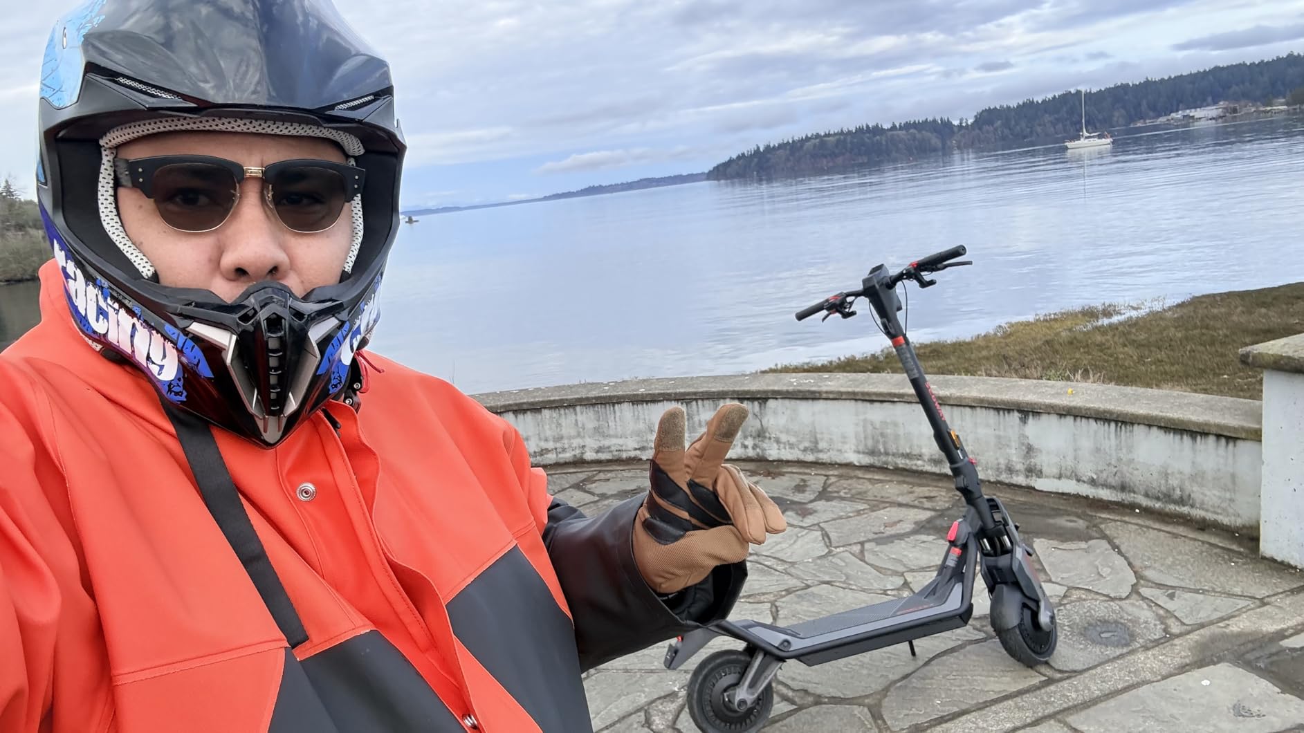 SuperScooter GT3, 31 MPH w/ 45-Mile Long Range, 2400W Peak Motor, Dual Hydraulic Suspension, Self-Sealing Tires, Flash Charging Electric Scooter for Adults, UL 2272/2271 Certified, Gen3 customer photo 2