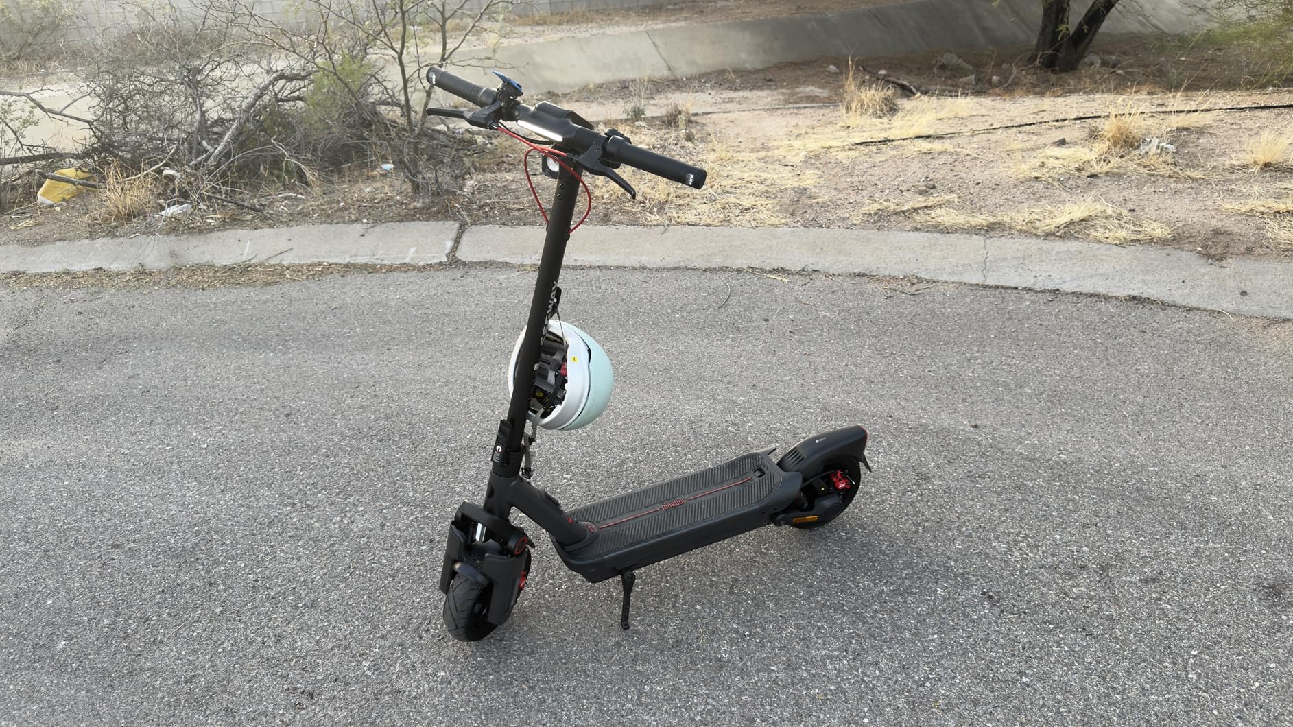 Ninebot MAX G3 Electric Scooter, Up to 22-28 MPH, Long Range, Dual Suspension & Braking System, Fast Charging, Scooter for Adults, UL-2272 2271 Certified customer photo 2