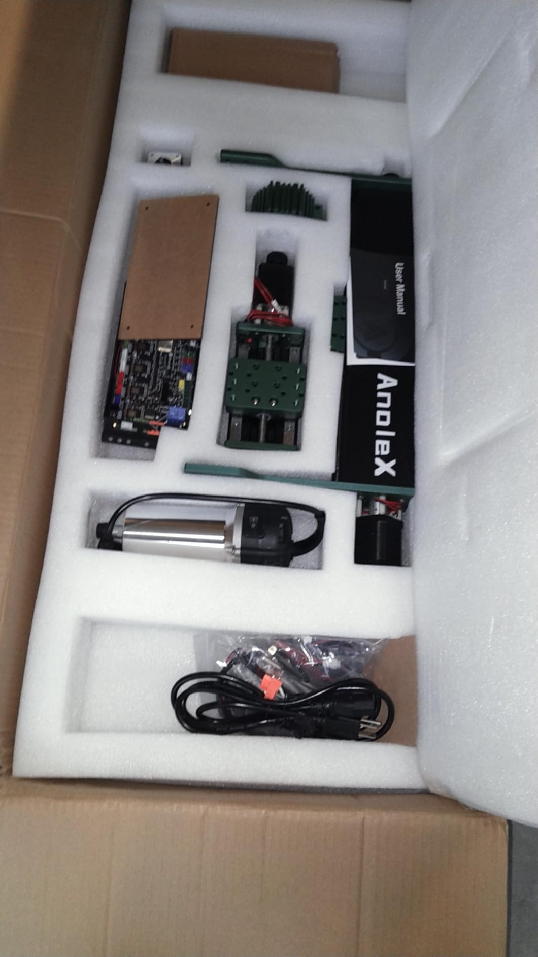 CNC Router Machine 3030-Evo Max, All-Metal XYZ Axis Dual Steel Linear Guides with 800W Trimmer Router customer photo 2