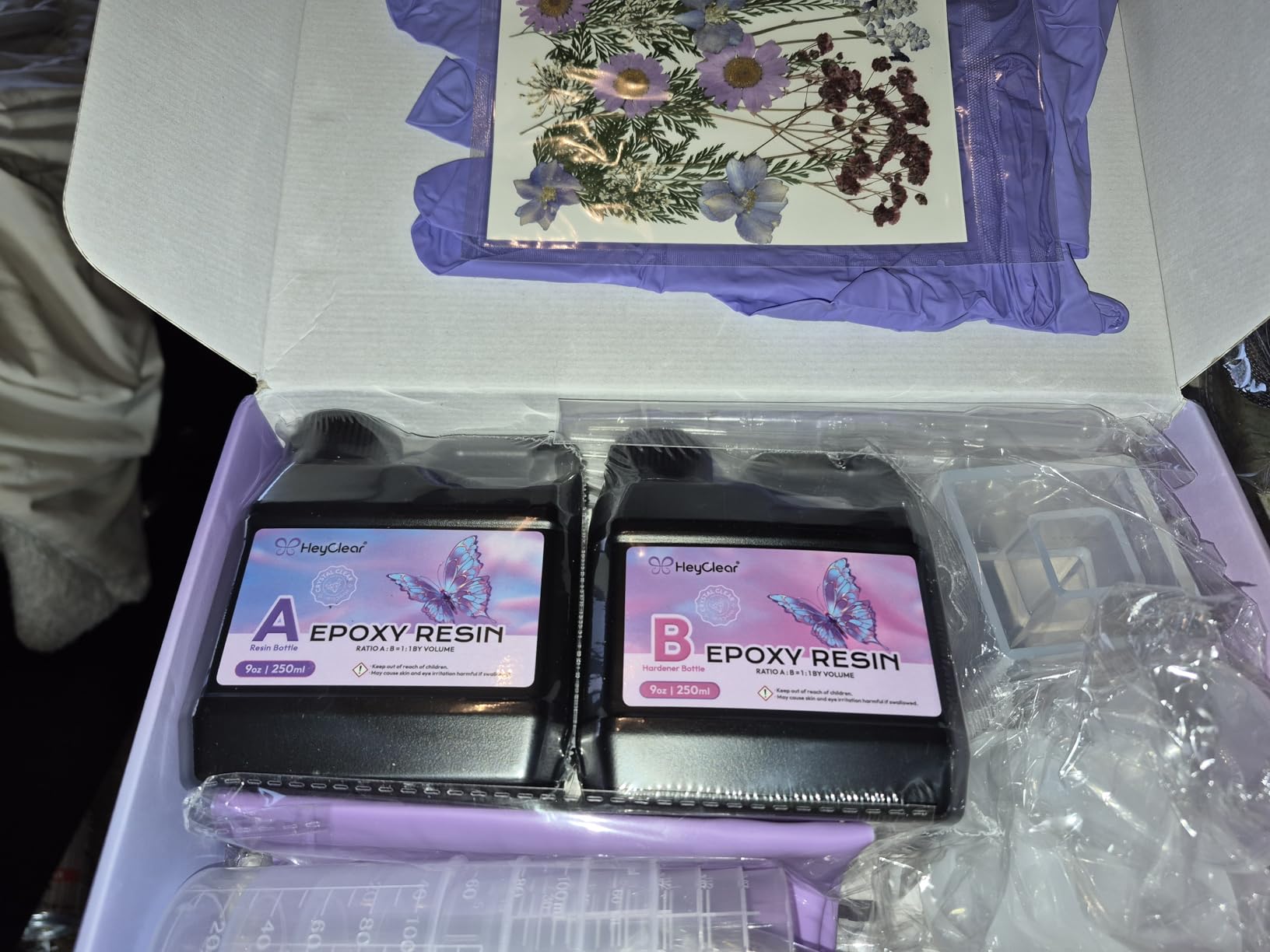 HeyClear Epoxy Resin Kit with Molds for Beginners - 18 oz Super Clear and Hard Resin Complete Craft Supplies Set customer photo 1