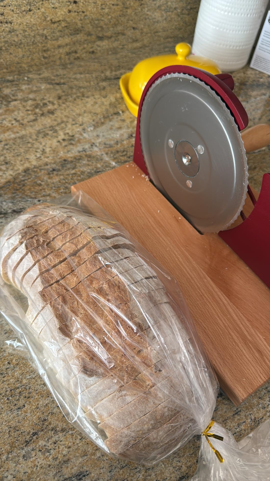 SOWKIPE Manual Bread Slicer with Hand Crank, Classic Home Bread Slicer for Homemade Sourdough, Rotary Slicer with Adjustable Thickness, Premium Stainless Steel & Powerful Suction Cups (White) customer photo 1
