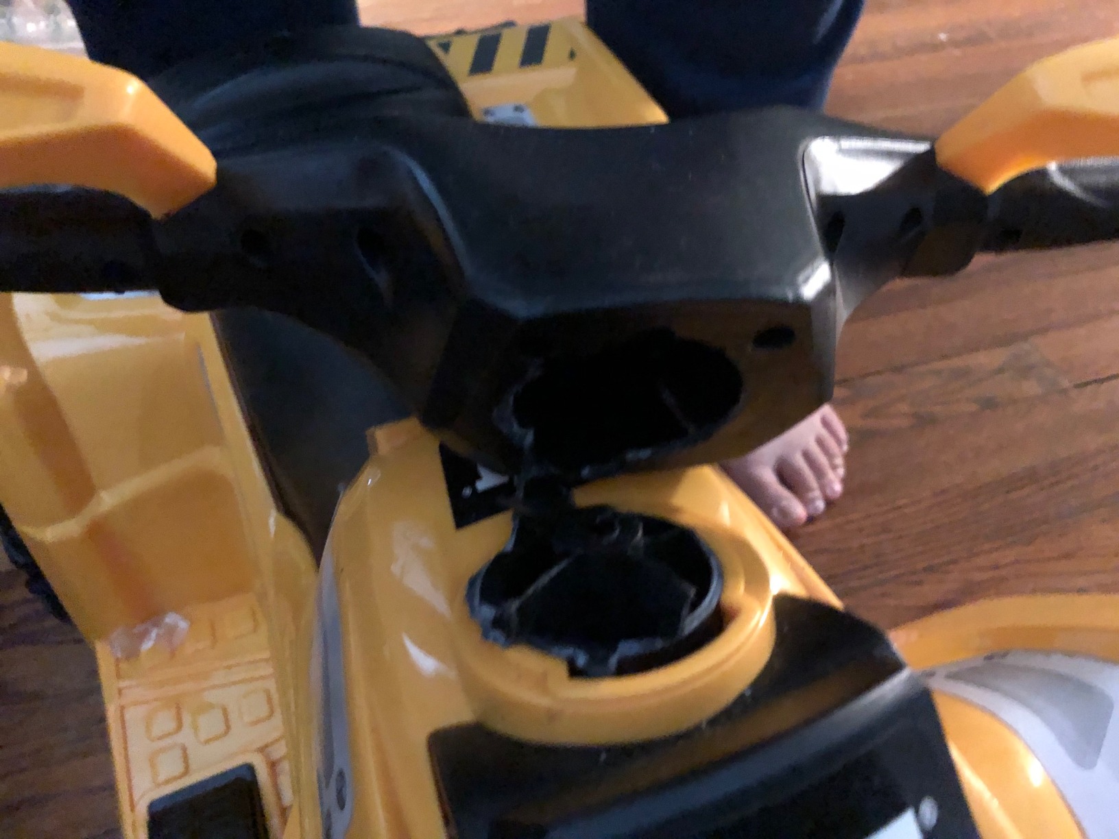 Kid Trax 12V CAT Backhoe Loader - Ride On Excavator Construction Toys for Boys w/Realistic Sounds, 2.5-5 mph Mini Bulldozer, Indoor/Outdoor Tractor Toys, Sturdy Toy Cars for Toddlers 3-6, Up to 66lbs customer photo 1