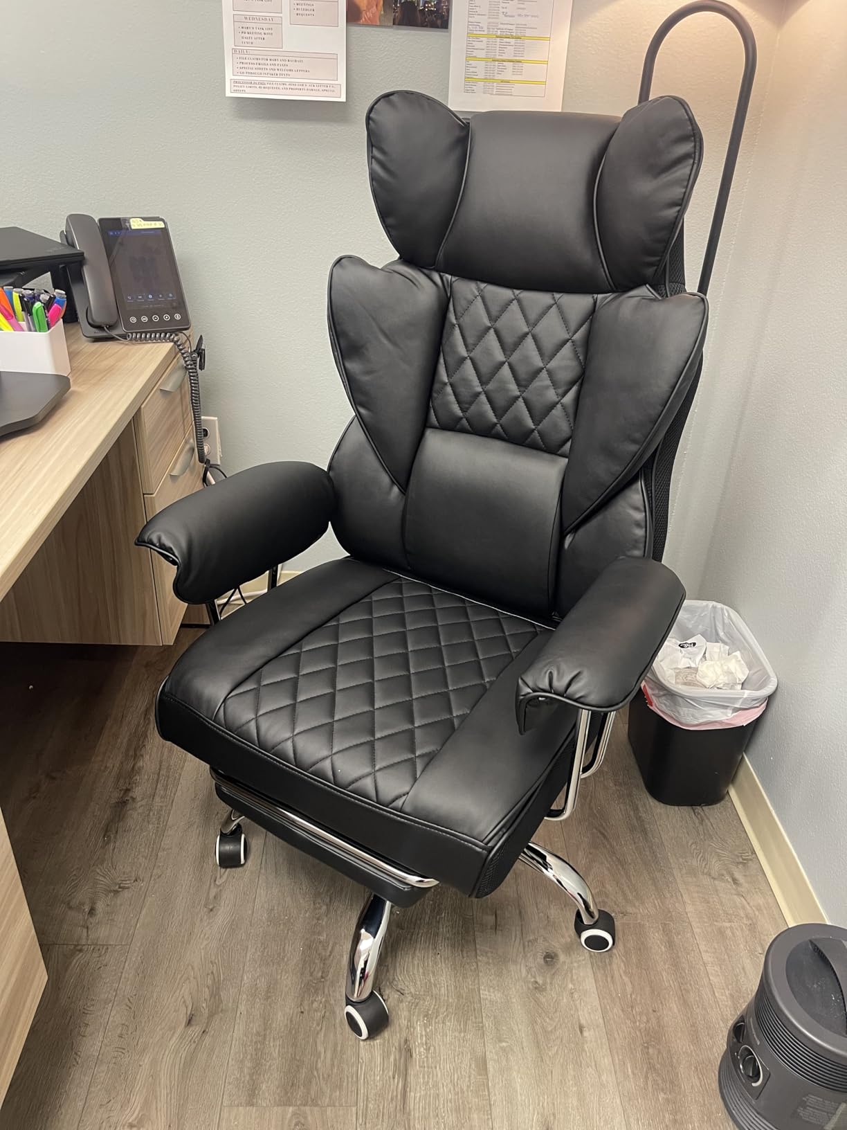 GTPLAYER Gaming Chair,Office Chair with Pocket Spring Lumbar Support, Ergonomic Comfortable Wide Office Desk Computer Chair with Outward Fixed Soft Armrests and Footrest customer photo 2