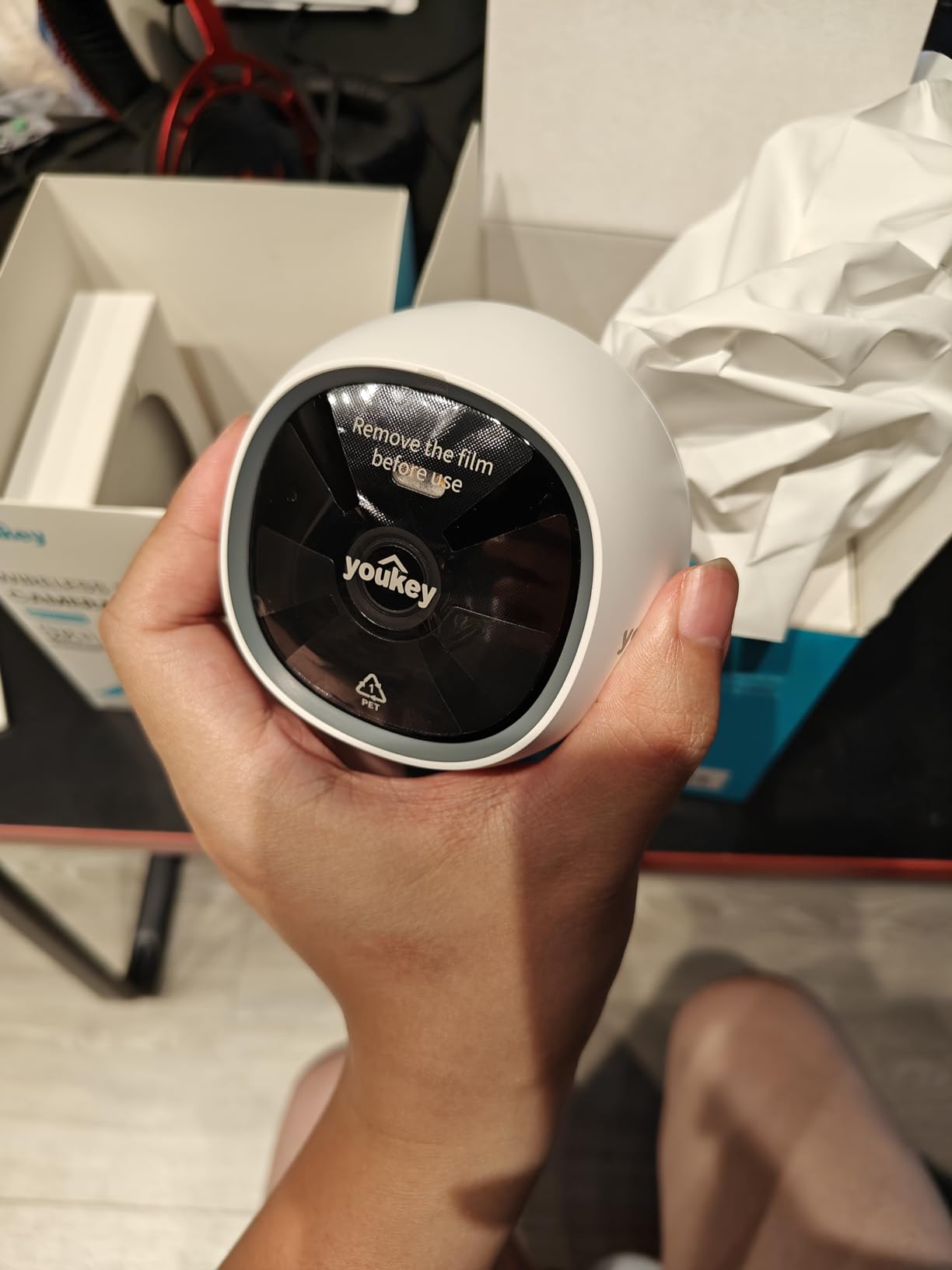 youkey S320 Magnetic Wire-Free Camera 2.5K QHD Security Camera with Dual Band WiFi 6, Built-in 8GB Storage, Color Night Vision, AI Human Pet Detection, IP65, No Monthly Fees customer photo 2
