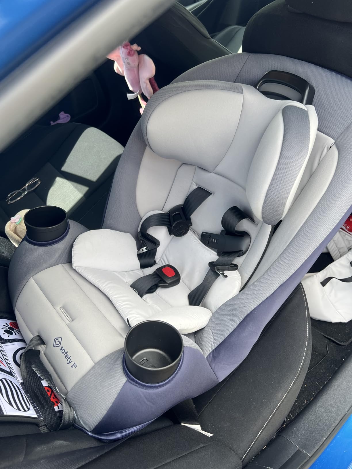 Safety 1st Ellaris 3-in-1 Convertible Car Seat, Slim Fit Design, Rear & Forward-Facing, 5-Position Headrest, Travel-Friendly with Machine-Washable Seat Pad, Smokey Haze customer photo 1