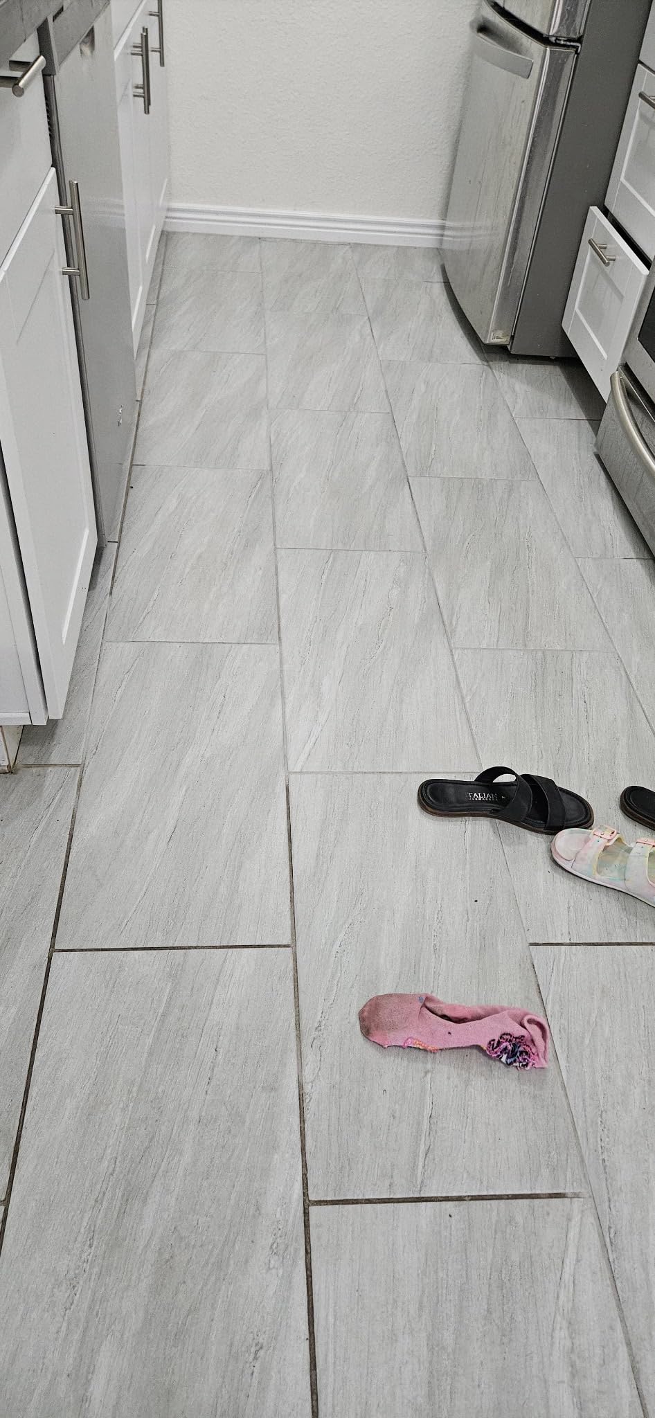 Electric Stand-Up Grout Cleaning Machine - Compact Lightweight Floor Scrubber for Tile, Bathroom & Kitchen Grout Lines | Easy-to-Use Deep Cleaner for Ceramic & Porcelain Tile Floors customer photo 1