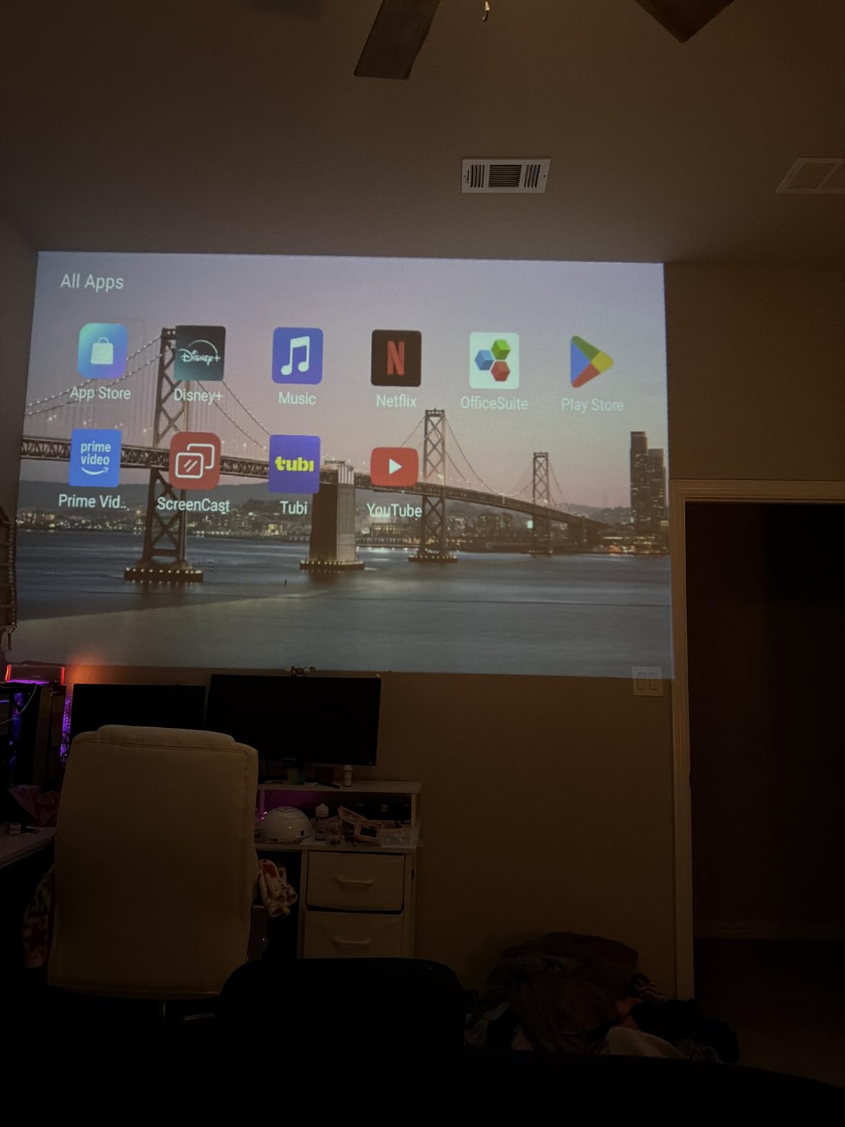 Magcubic Mini Projector with WiFi 6 and Bluetooth 5.4, Portable Projector 4K Support, 5W Soundbase Speaker, Auto Vertical Keystone 180° Rotatable Smart Proyector customer photo 1