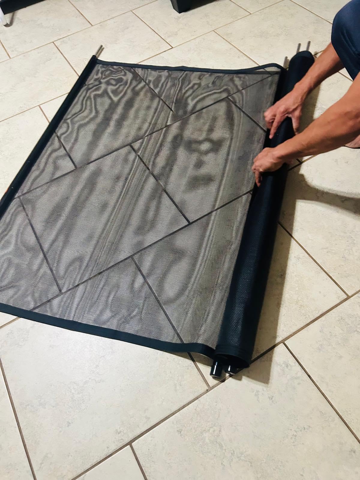4x96FT, 350GMS Teslin Mesh Pool Safety Fence, Stainless Steel Feet, Triple Stitching Craftsmanship, Protecting Children and Pets, Black customer photo 2