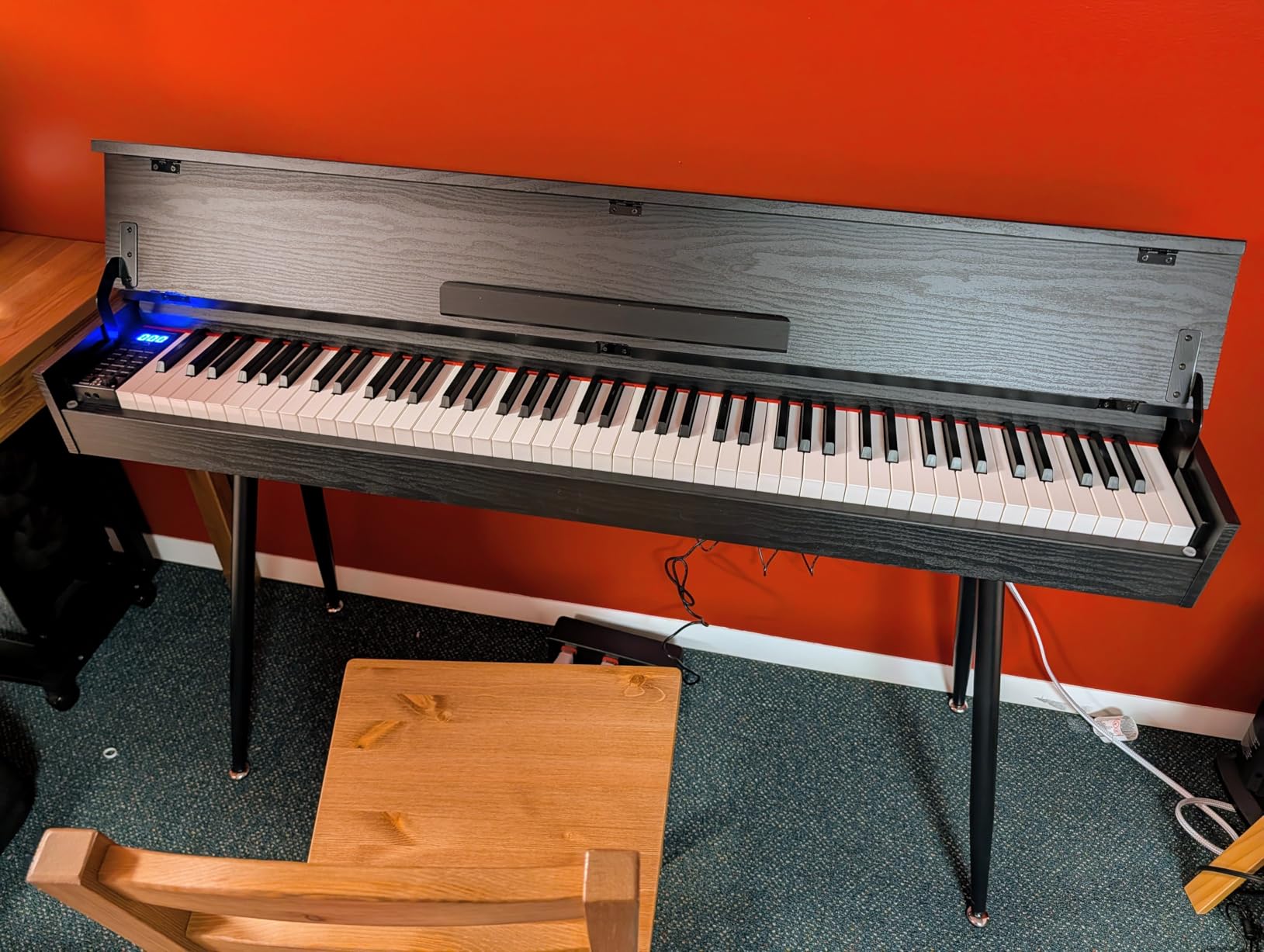 Digital Piano 88 Key Weighted Keyboard, Full-Size Desk Progressive Hammer-Action Electric Piano For Beginners, With Sheet Music Stand, Pedal, Power Adapter, Headphone Mode, USB-MIDI customer photo 2