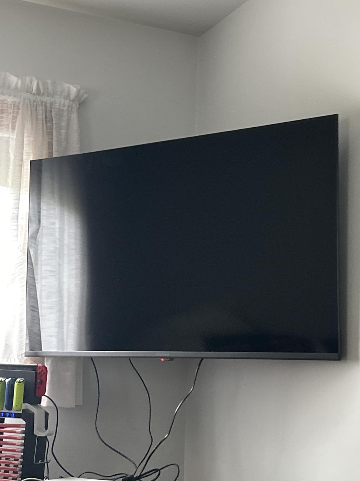 INSIGNIA 65-inch Class F50 Series LED 4K UHD Smart Fire TV with Alexa Voice Remote (NS-65F501NA26) customer photo 2