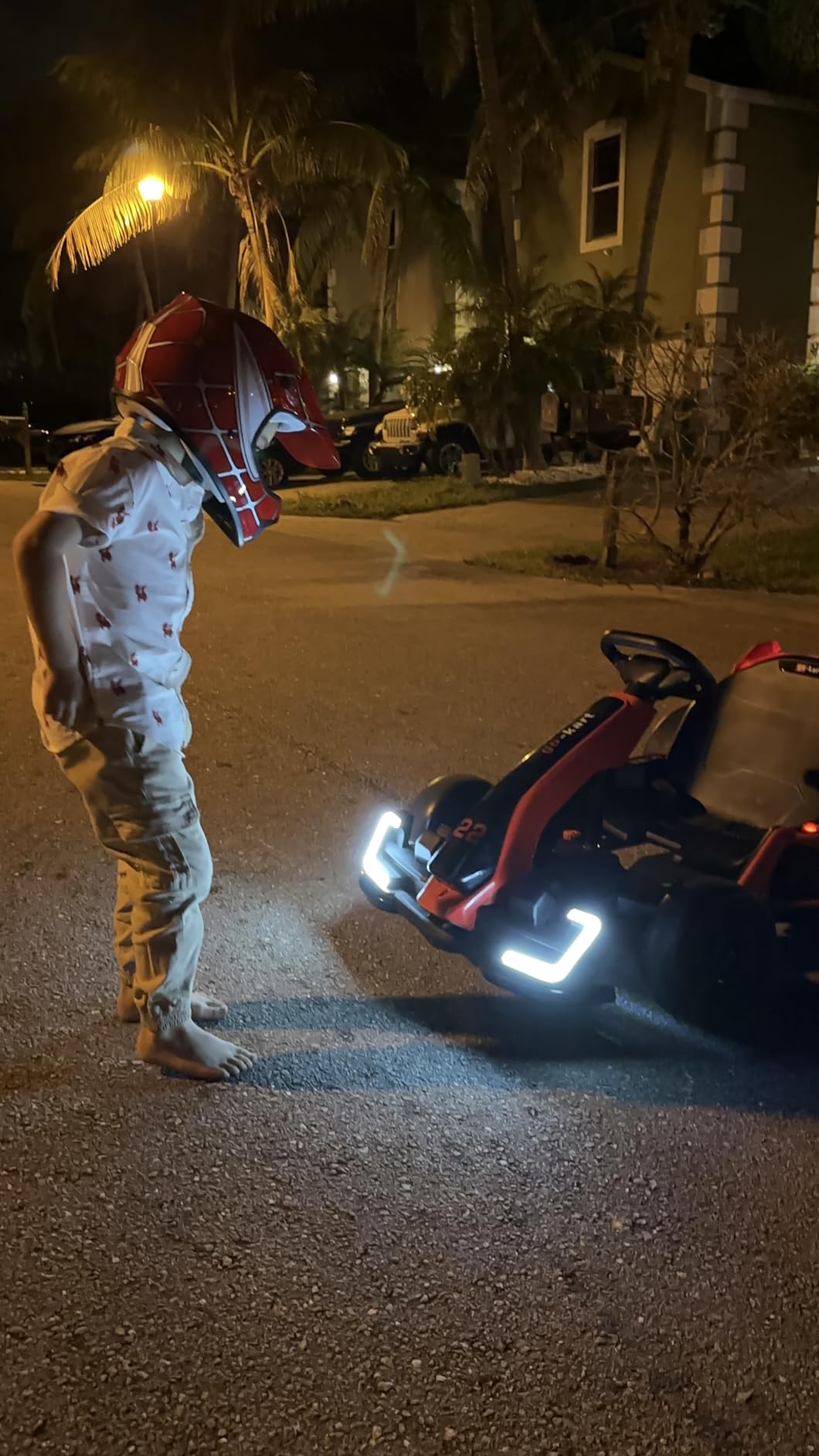 Hikole Electric Go Kart for Kids Age 6-12, 24V Electric Drift Kart Car with Adjustable Seat, Speeds, 8.5MPH, Bright LED Lights, 300W Powerful Motor, 24 Volt Ride on Crazy Cart, Red customer photo 2